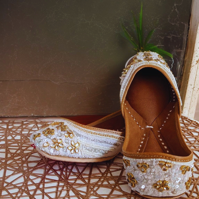 Women’s White Sequin Zardozi Embroidered Jutti | Handcrafted Ethnic Flats